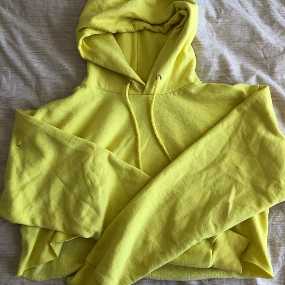 🌸2 for $10🌸 Yellow cropped hoodie​ - Picture 1 of 3